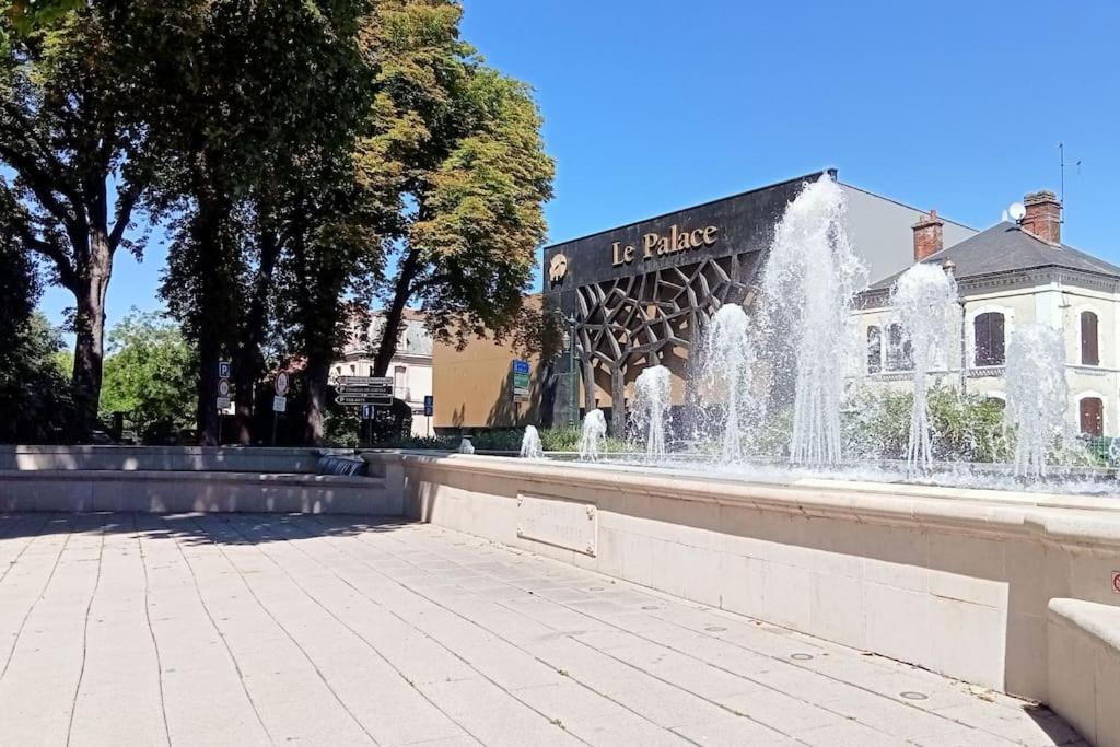 Les Loges Du Theatre Degustation Champagne Offerte Jacuzzi Sauna Jeux Velos Maison Prive 150M2 Historique 14Pers Max Emplacement Exceptionnel Et Chic, 200M De L'Avenue De Champagne, Gare, Musee, Jardins, Restaurations, Toutes Commodites เอแปร์เน ภายนอก รูปภาพ