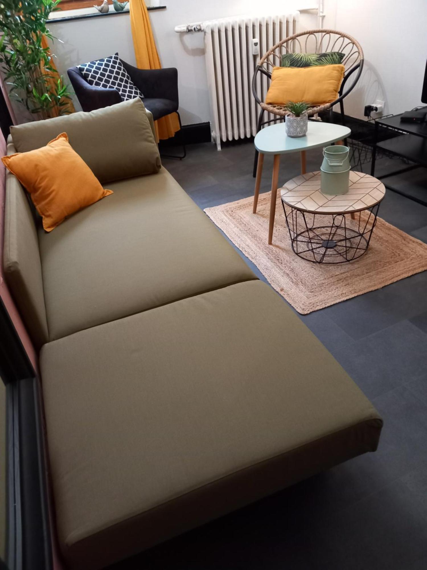 Les Loges Du Theatre Degustation Champagne Offerte Jacuzzi Sauna Jeux Velos Maison Prive 150M2 Historique 14Pers Max Emplacement Exceptionnel Et Chic, 200M De L'Avenue De Champagne, Gare, Musee, Jardins, Restaurations, Toutes Commodites เอแปร์เน ภายนอก รูปภาพ