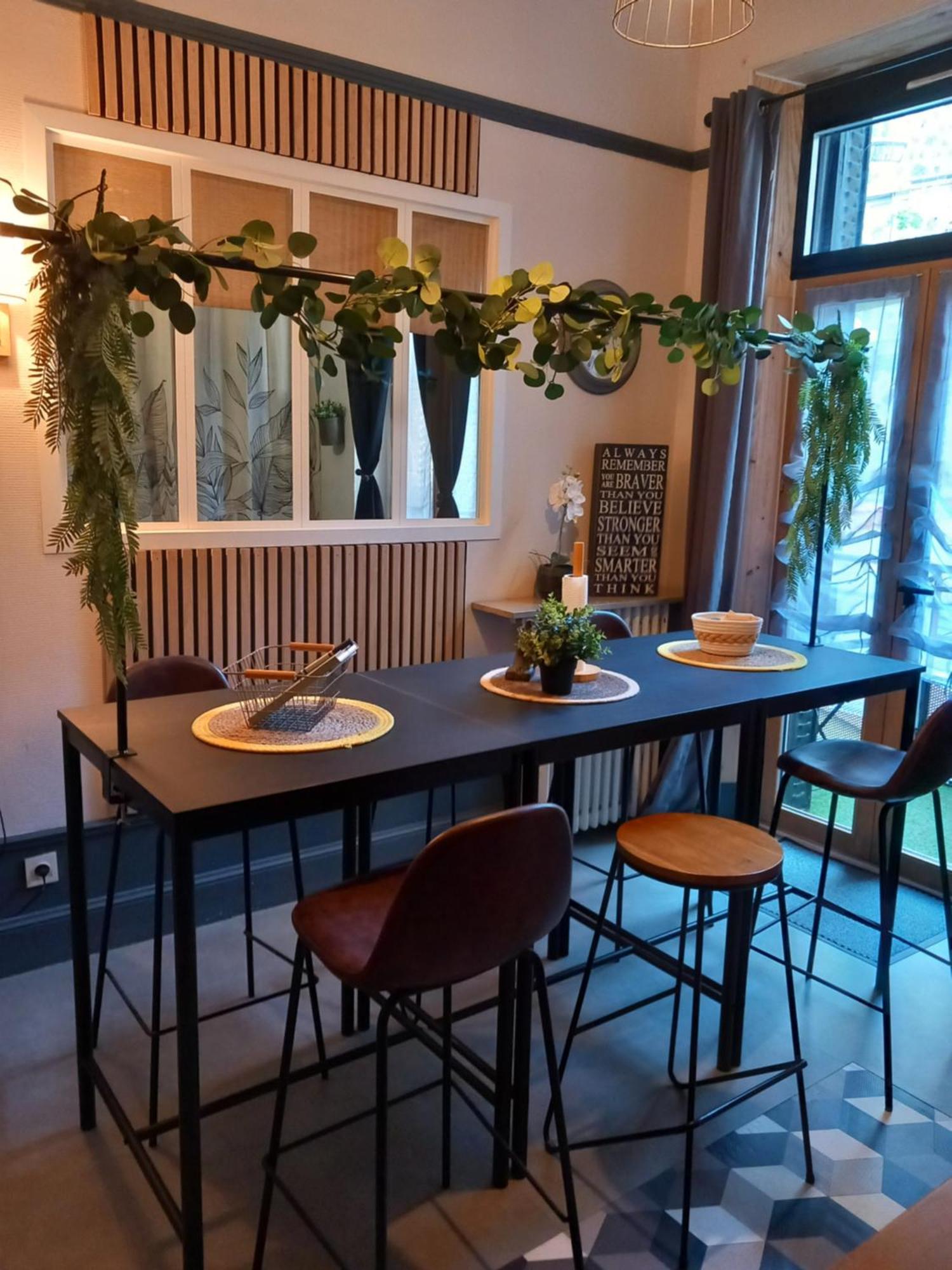 Les Loges Du Theatre Degustation Champagne Offerte Jacuzzi Sauna Jeux Velos Maison Prive 150M2 Historique 14Pers Max Emplacement Exceptionnel Et Chic, 200M De L'Avenue De Champagne, Gare, Musee, Jardins, Restaurations, Toutes Commodites เอแปร์เน ภายนอก รูปภาพ