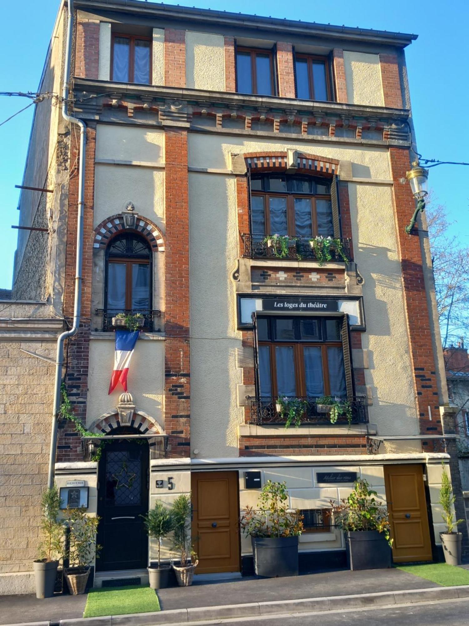 Les Loges Du Theatre Degustation Champagne Offerte Jacuzzi Sauna Jeux Velos Maison Prive 150M2 Historique 14Pers Max Emplacement Exceptionnel Et Chic, 200M De L'Avenue De Champagne, Gare, Musee, Jardins, Restaurations, Toutes Commodites เอแปร์เน ภายนอก รูปภาพ